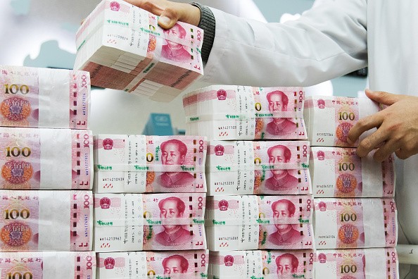 Beijing Punishes 300,000 Government Officials for Corruption