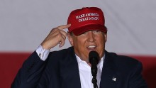 US Presidential Candidate Donald Trump Blasts China But Admits Wearing China-Made Suits and Ties