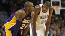 Kevin Durant (R) and Kobe Bryant