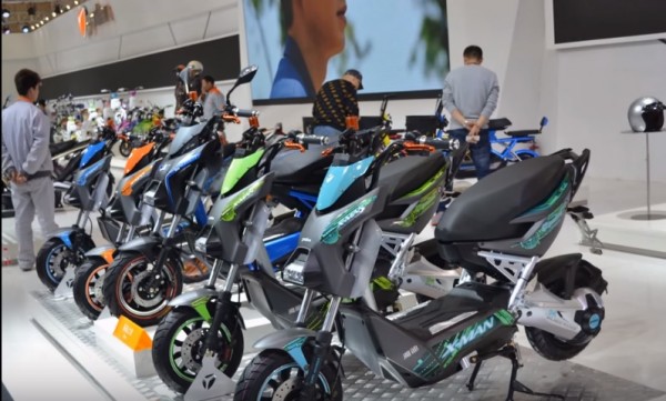 China's Yadea Group unveils new smart e-scooter