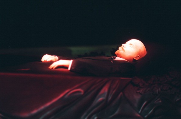 Russia to spend $200,000 to preserve the body of Vladimir Lenin's-In the photo- t