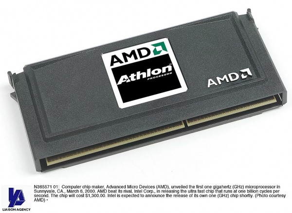 AMD Inks a Deal with China to Supply x86 Server Technology 