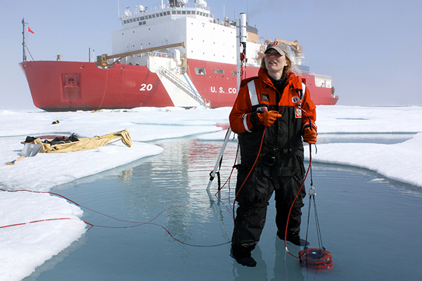 U.S. scientist atop the Arctic Ocean