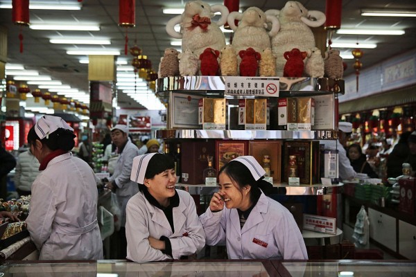 Incomes of Chinese middle class are outpacing its American counterparts, CNN reported.