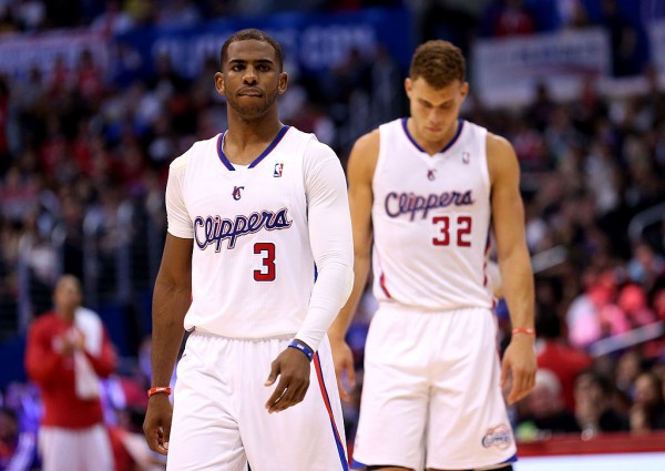 Los Angeles Clippers' Chris Paul (L) and Blake Griffin
