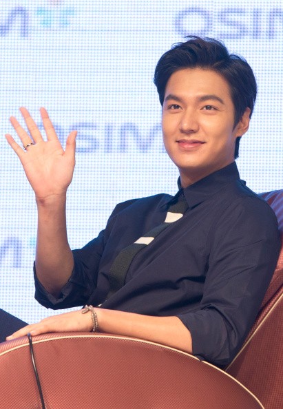 Lee Min-ho opens up about military enlistment