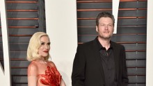  Gwen Stefani and Blake Shelton attend the 2016 Vanity Fair Oscar Party.