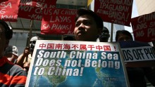 International Community Awaits China's Response to Arbitration Court Ruling on South China Sea