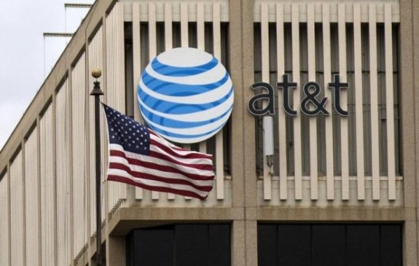 AT&T two simplified smartphone financing plans will begin on June 9.