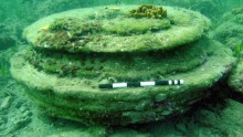 Lost underwater ancient civilization? Just geological formations.