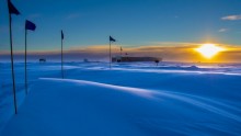 South pole carbon dioxide levels hit milestone record at 400 ppm.