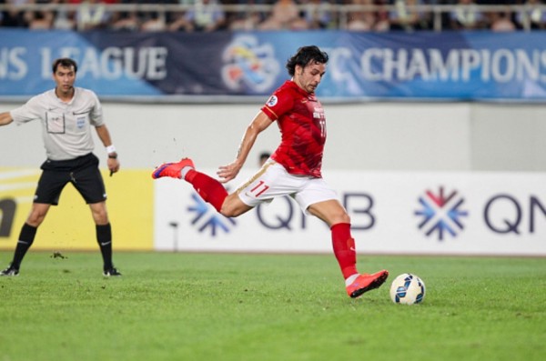 Guangzhou Evergrande attacking midfielder Ricardo Goulart