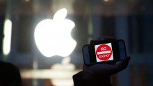 Apple slid down to fifth place behind local brands in a recent research of China's mobile market.