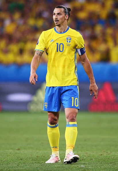 Zlatan Ibrahimovic of Sweden in action during the UEFA EURO 2016 Group E match between Sweden and Belgium at Allianz Riviera Stadium on June 22, 2016 in Nice, France. 
