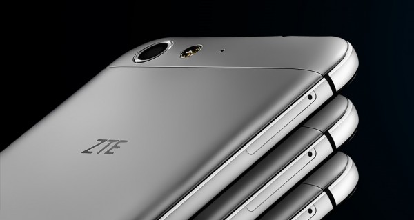 ZTE Blade V6 and Axon Mini Launched in India With Prices Starting at Rs. 9999 ($148)