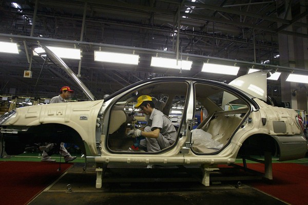 China's Manufacturing Sector Reports Slowdown