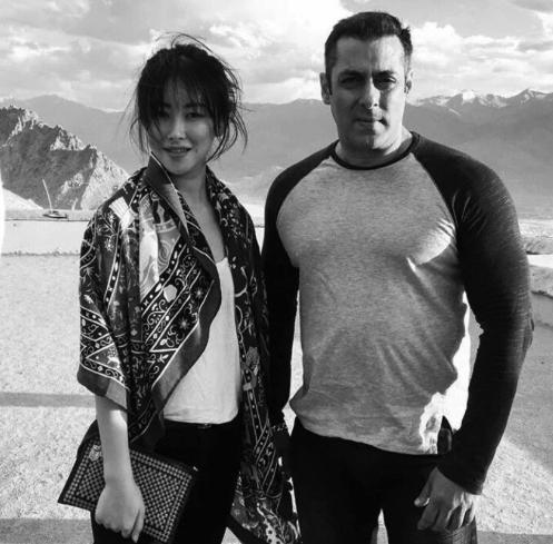 Zhu Zhu (left) and Salman Khan on the set of "Tubelight" in Ladakh, India.