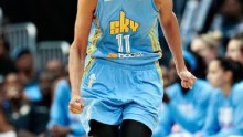 Sky's Elena Delle Donne scored 34 points to lead Chicago to victory over the Atlanta Dream and advances to the WNBA Eastern Conference Finals