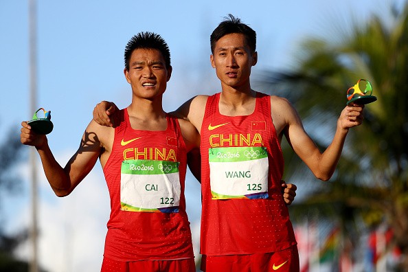 China's Wang Zhen and Cai Zelin Win Medals. 