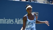 Venus Williams heads towards the third round and meets Sara Errani at the US Open in Flushing Meadows