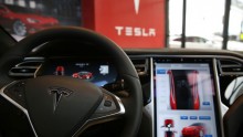 Tesla employees undergone training to ensure quality demonstration for self-driving cars.