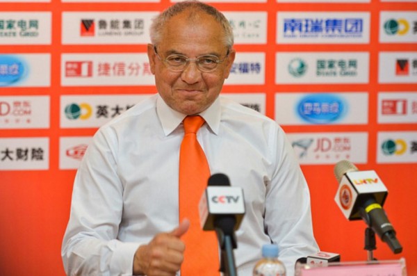 Shandong Luneng head coach Felix Magath