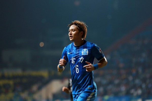 Guangzhou R&F midfielder Wang Song