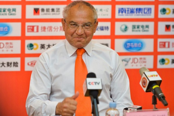 Shandong Luneng manager Felix Magath