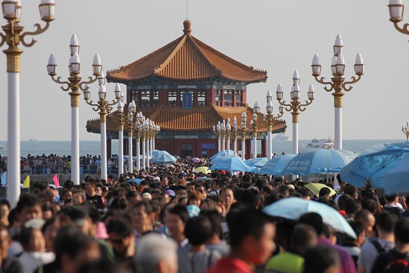 Zhan Qiao is crammed with tourists 