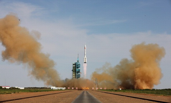 China Launches Shenzhou X
