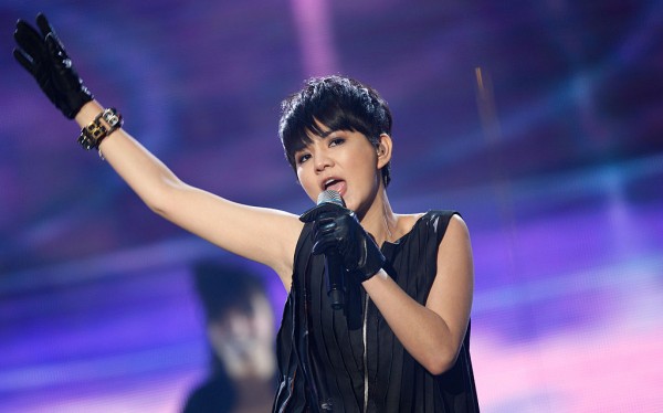 Ella of the pop group S.H.E performs after receiving the Most Popular Group and Golden Song during the 2008 Beijing Pop Music Awards ceremony on January 11, 2009 in Beijing, China.